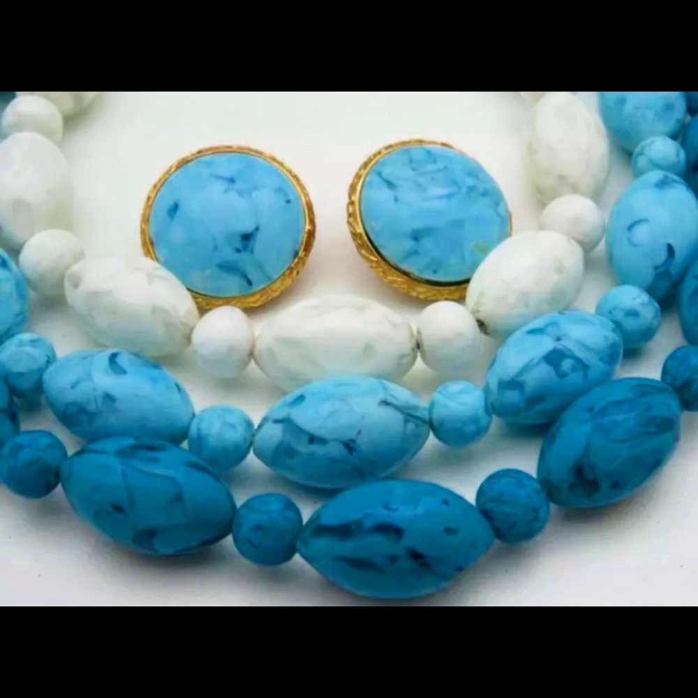 Nettie Rosenstein Authentic 1920’s Vintage Jewelry